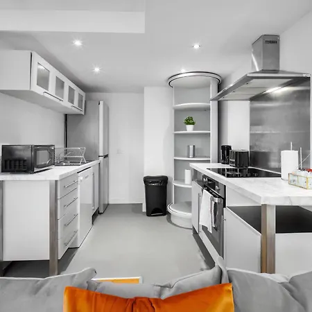 New Luxury City Centre - 2 Bedroom Apartment - Netflix - Wifi - Secure Parking 35Qc Birmingham Exterior photo