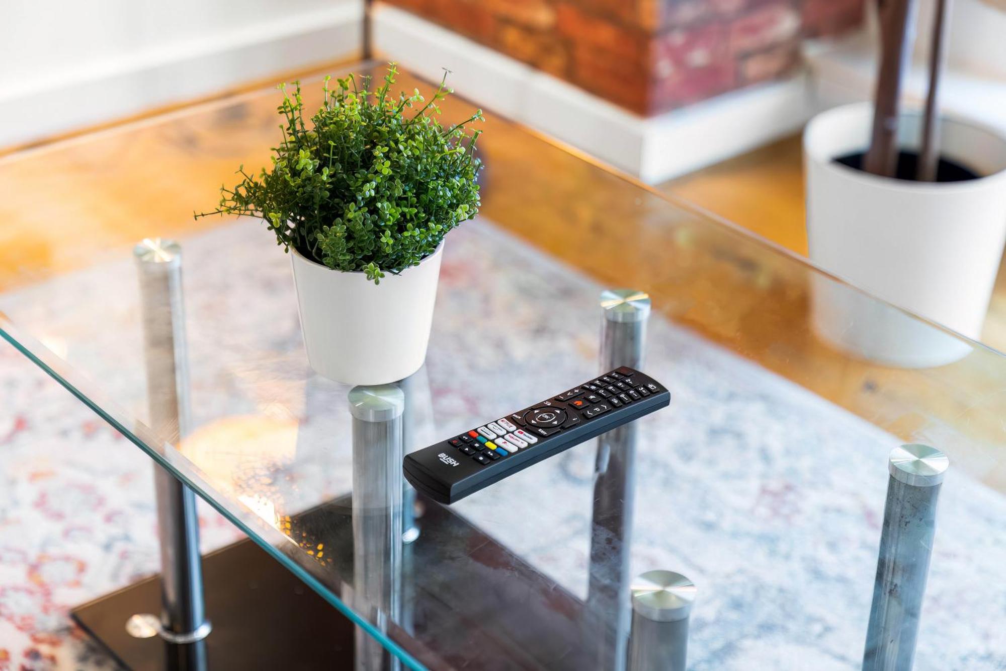 New Luxury Centre - 2 Bedroom - Netflix - Wifi - Secure Parking 35qc Apartment Birmingham